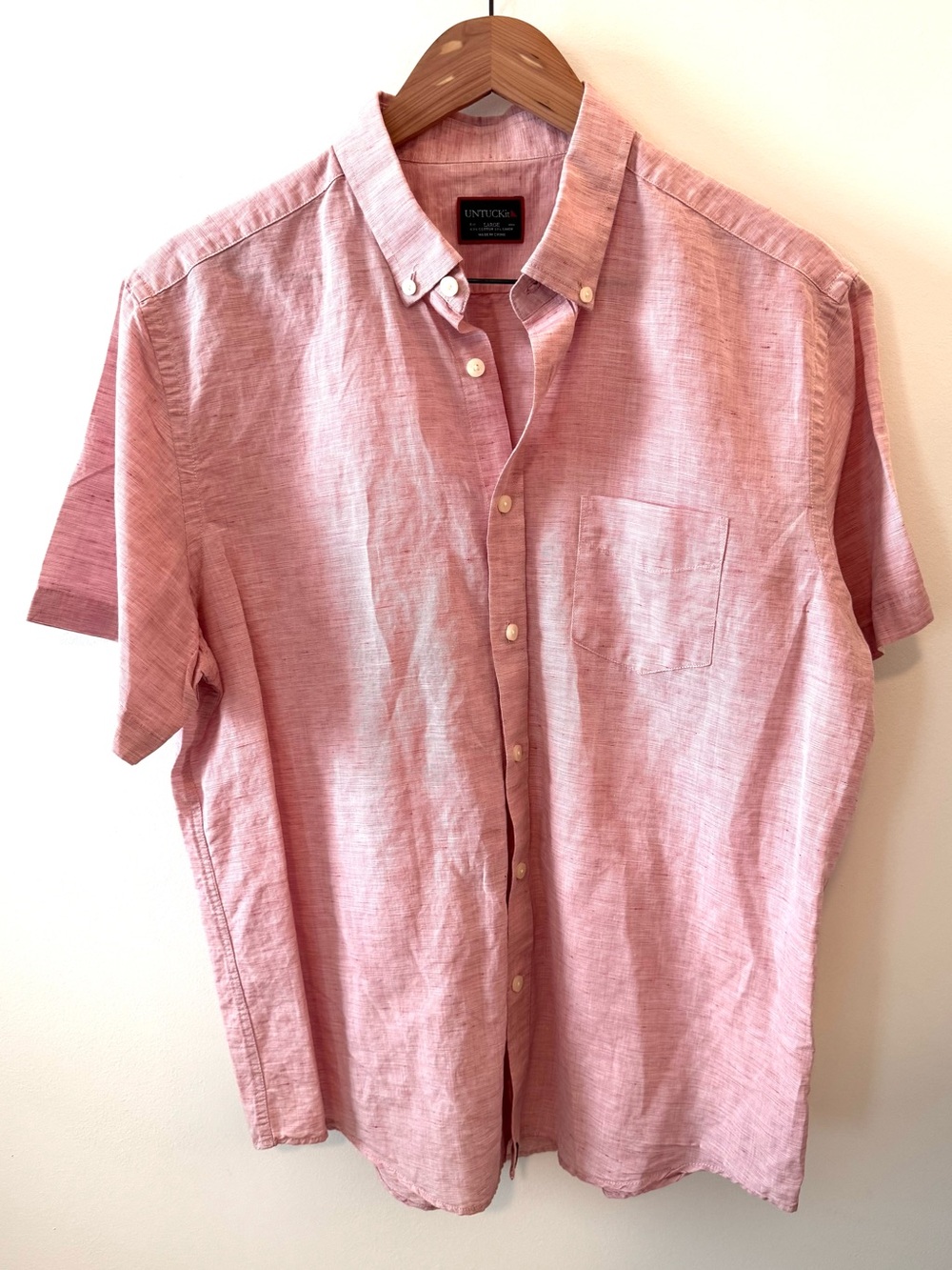 UNTUCKit Short-Sleeve Linen Button-Down Shirt in Heathered Pink